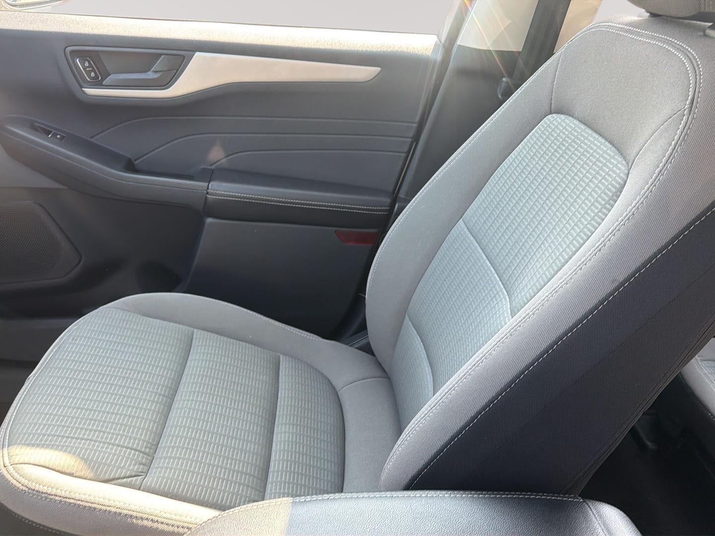 2022 Ford Escape S