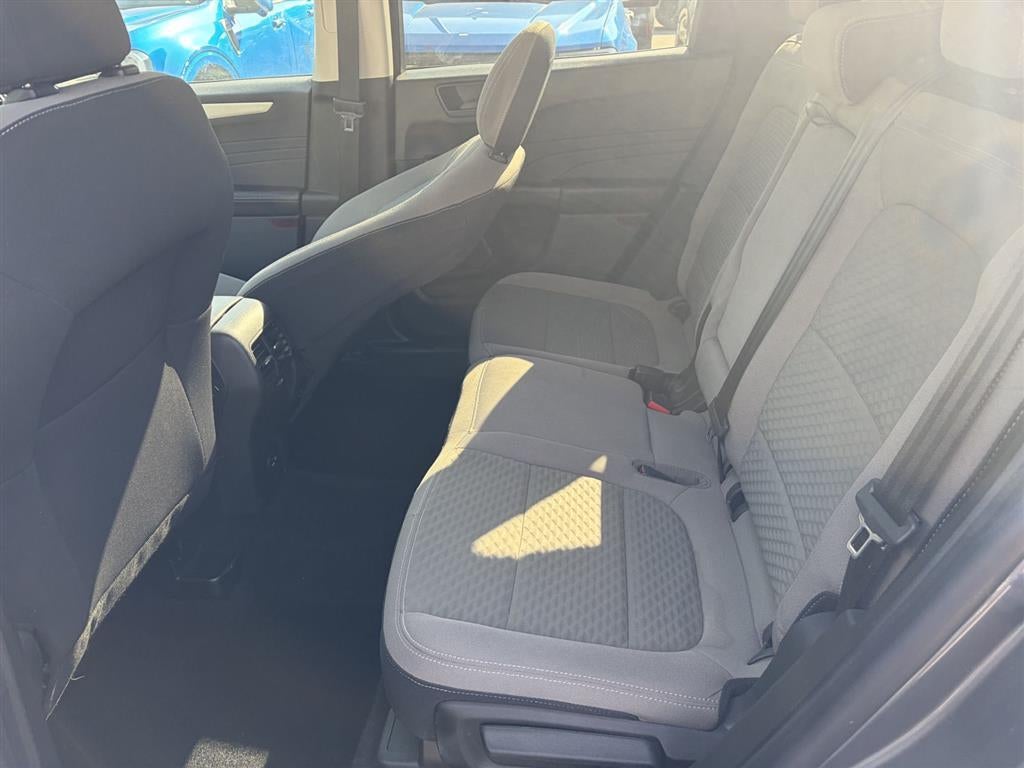 2022 Ford ESCAPE SE SE