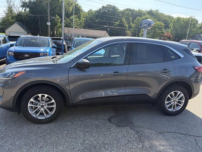 2022 Ford ESCAPE SE SE