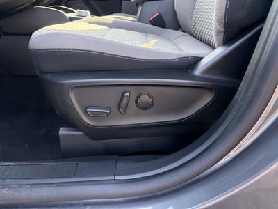2022 Ford ESCAPE SE SE