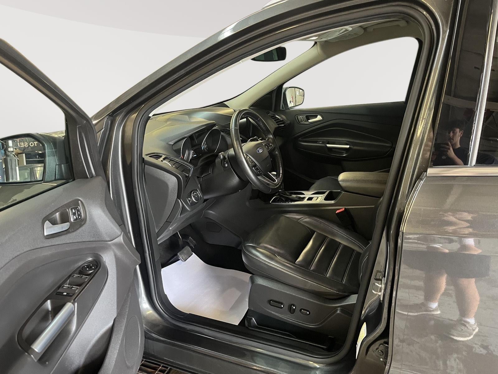 2019 Ford Escape Tit Titanium