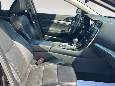 2023 Nissan MAXIMA SL Base