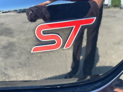 2022 Ford Edge ST